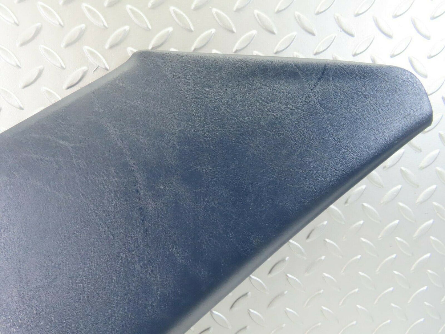 10322 Mercedes-Benz W201 190E C Pillar Cover Trim Left 2016950144