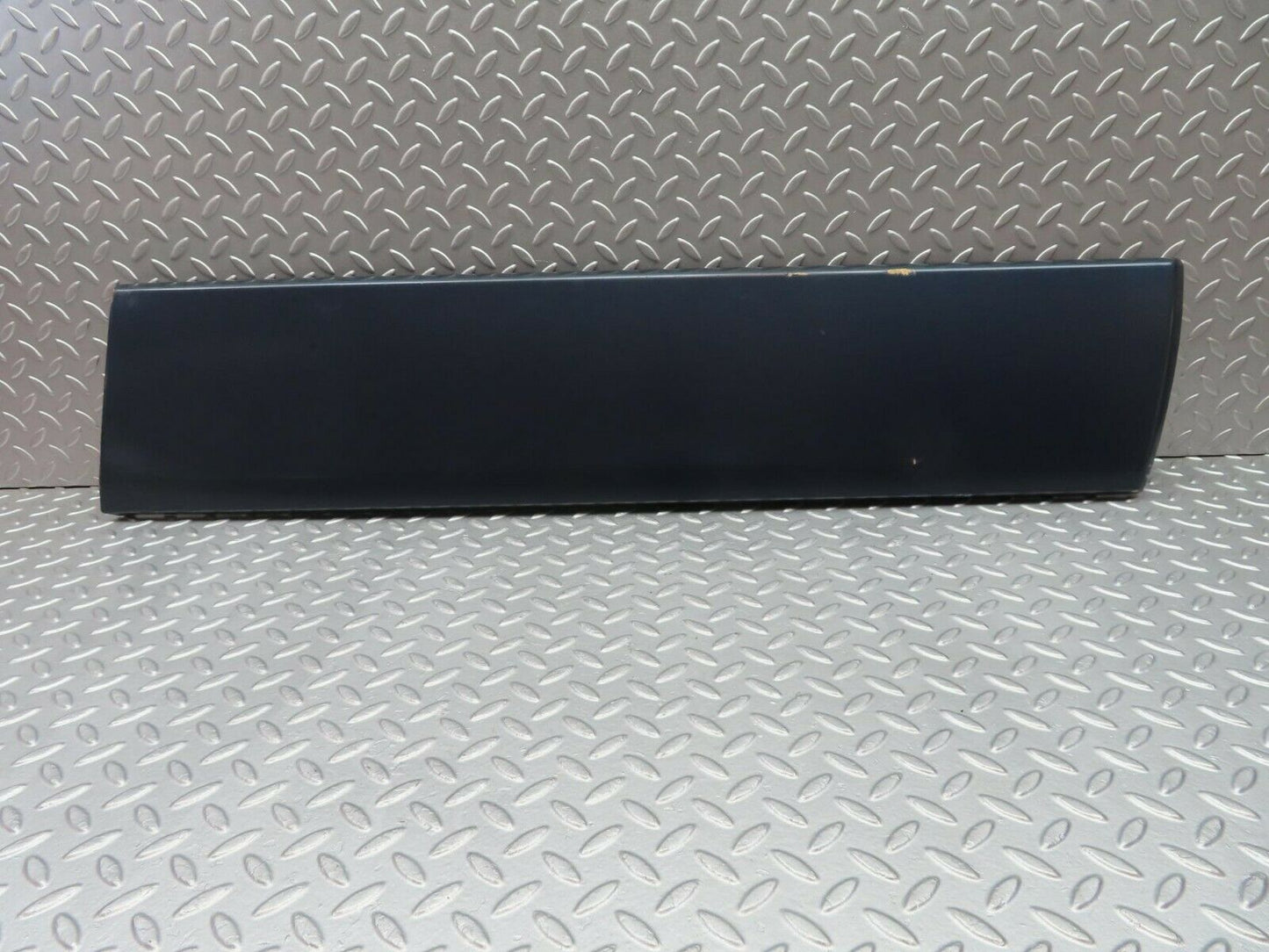 10539 Mercedes-Benz W201 190E Front Right Door Moulding Trim 2016905640