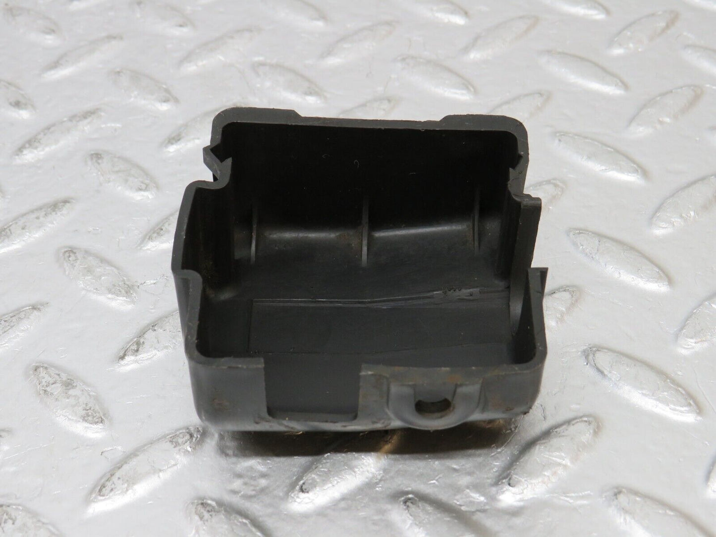 31878 Mercedes-Benz W201 190L E Hood Bonnet Lock Cover 2018890025