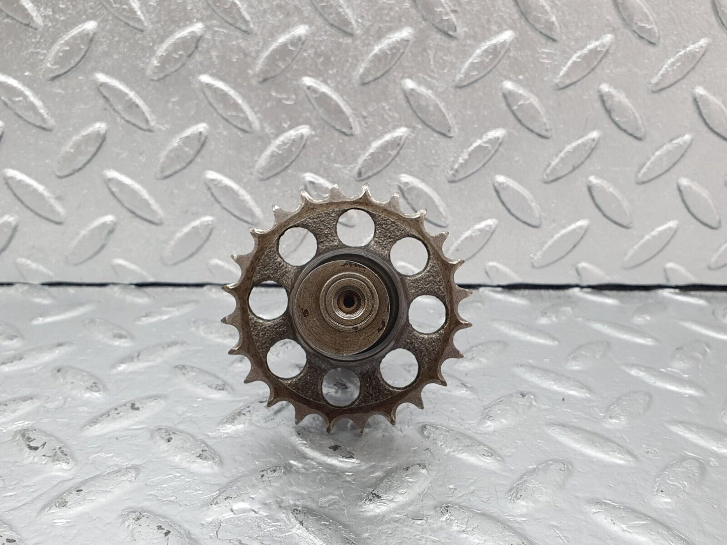 44032 Mercedes-Benz C123 230CE Coupe Camshaft Intermediate Gear 1020520102