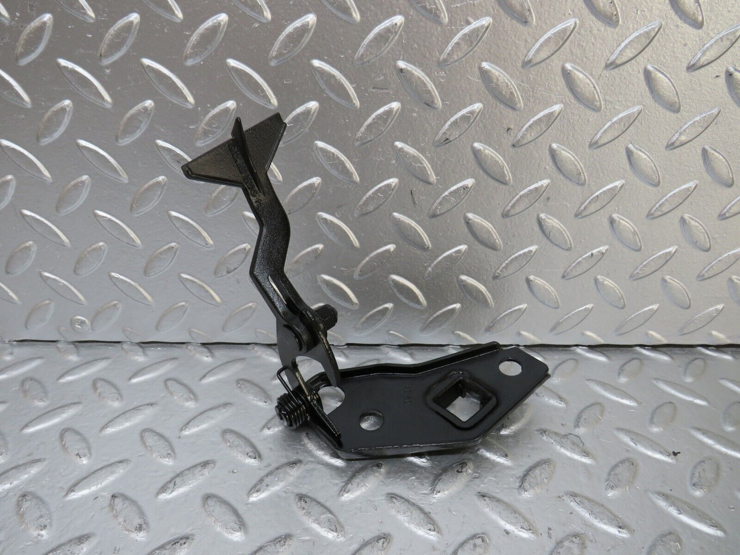 25776 Mercedes-Benz W124 280E Bonnet Release Latch 1248800360