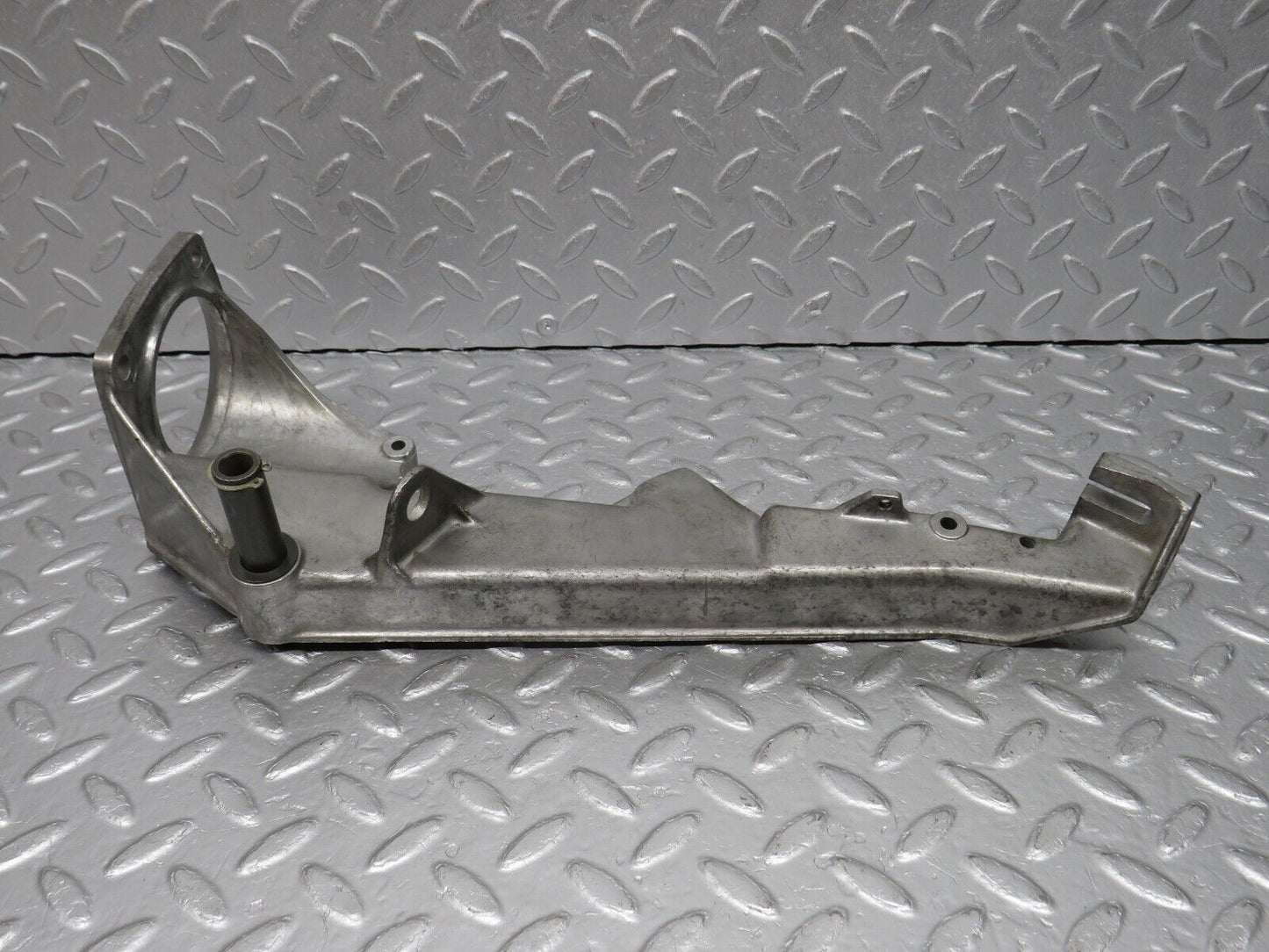 39110 Mercedes-Benz R107 500SL Brake Pedal Bracket 1072941101