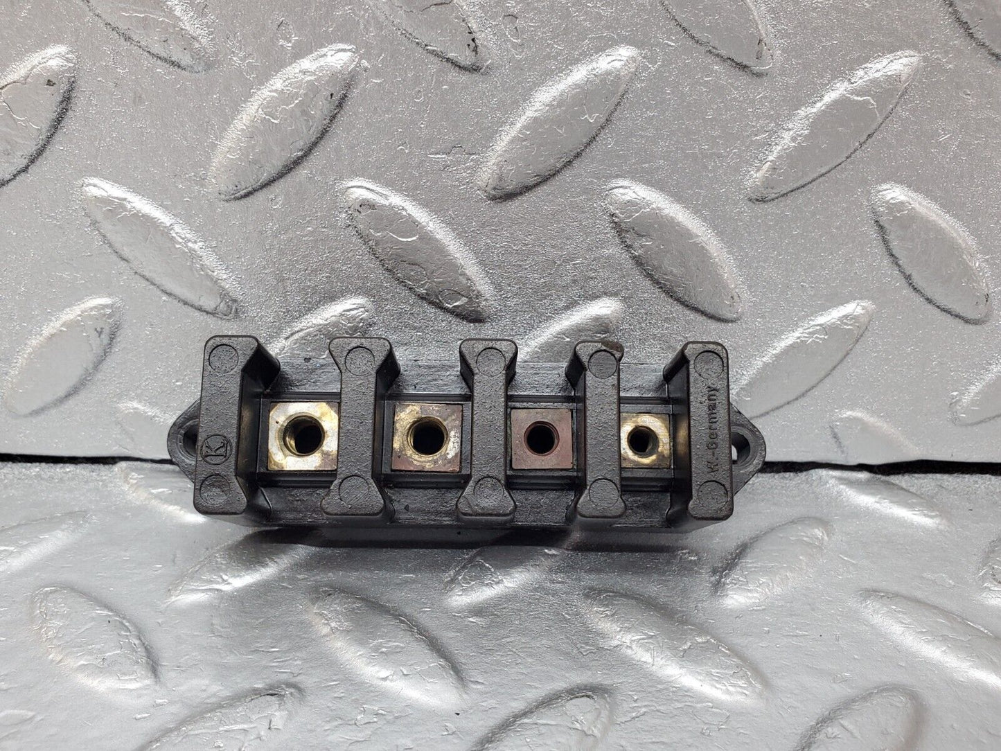 44462 Mercedes-Benz W123 280E Cable Wire Connector