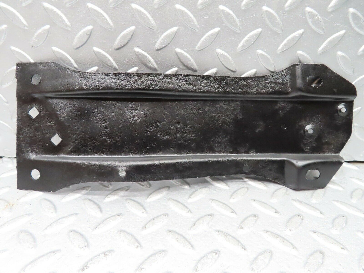 20293 Mercedes-Benz W114 280CE Coupe Cardan Shaft Prop Shaft Bracket