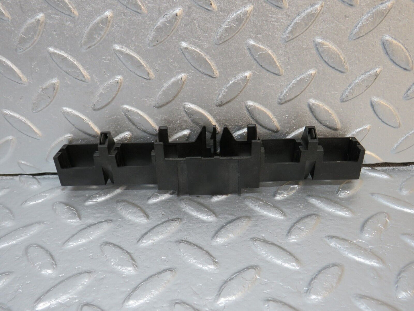 39750 Mercedes-Benz R129 320SL Coupe Connector Holder 1295451340