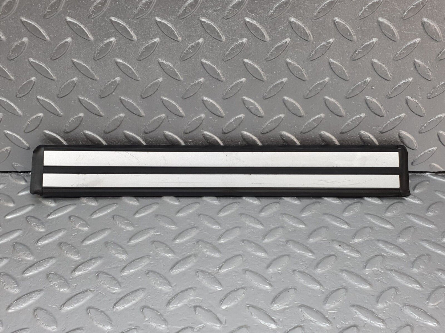 41739 Mercedes-Benz W202 C200 Rear Right Door Sill Trim 2026800335