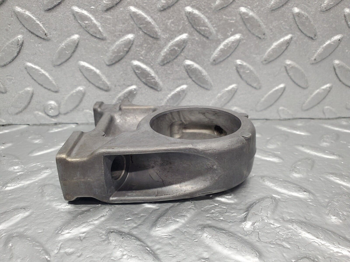 46267 Mercedes-Benz W126 420SE Camshaft Tower Bearing 1160514612