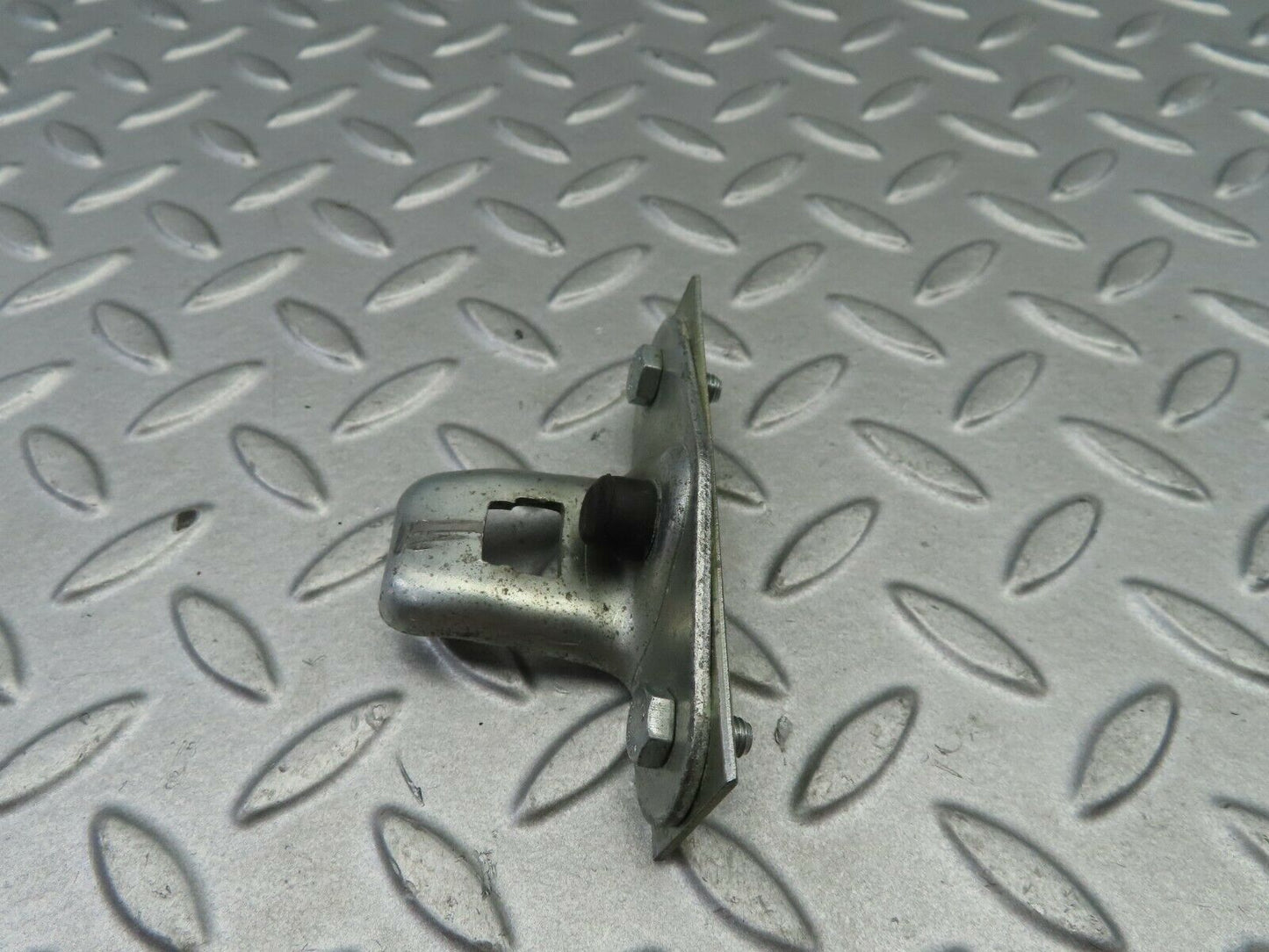 6024 Mercedes-Benz W123 200 Trunk Lock Latch