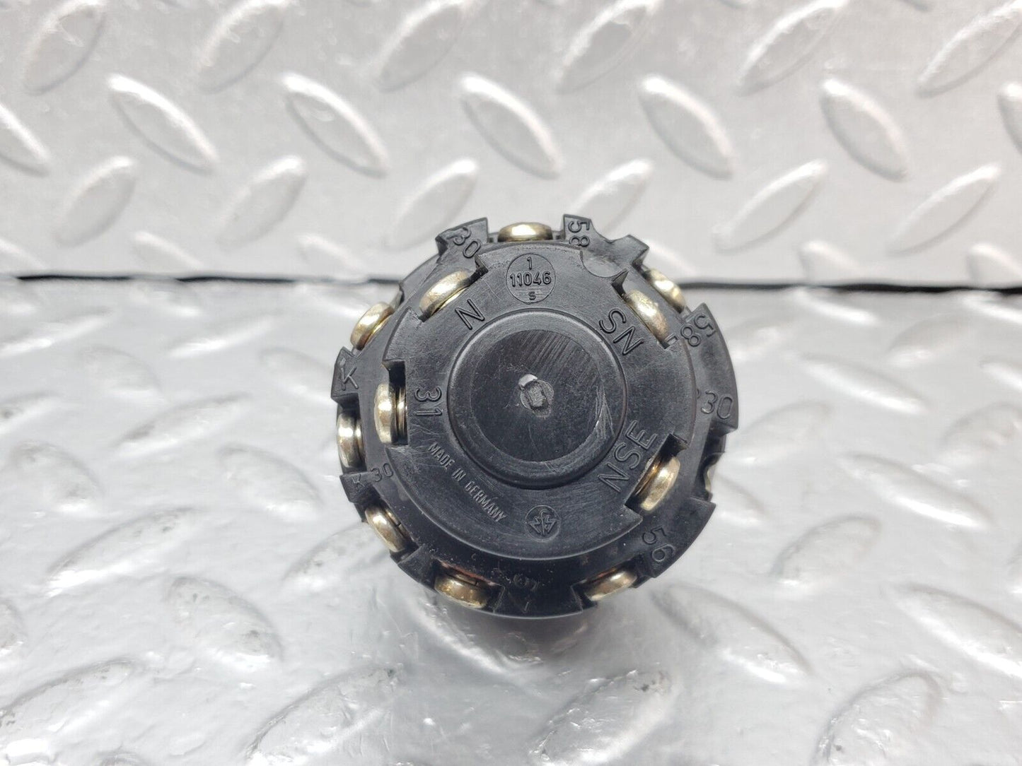 44343 Mercedes-Benz W123 280E Headlight Switch