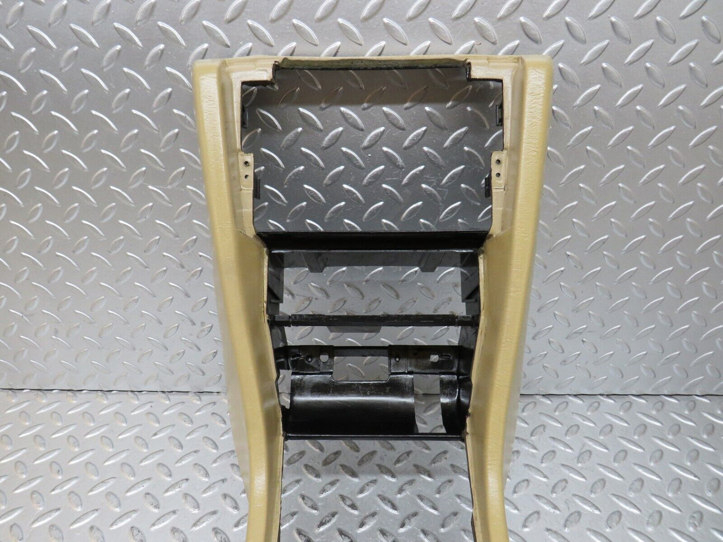 28912 Mercedes-Benz C124 320CE Coupe Centre Console Beige