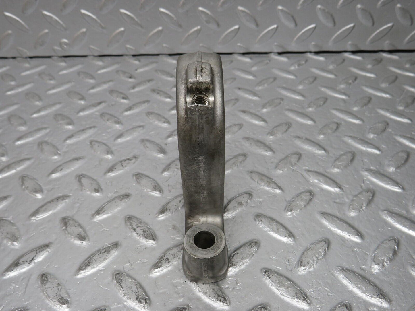 32797 Mercedes-Benz C107 R107 350 V8 Camshaft Tower Bearing 1160512112