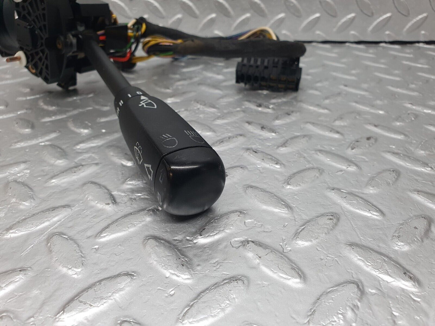 42750 Mercedes-Benz W201 190 Indicator Wiper Stalk 2015450924