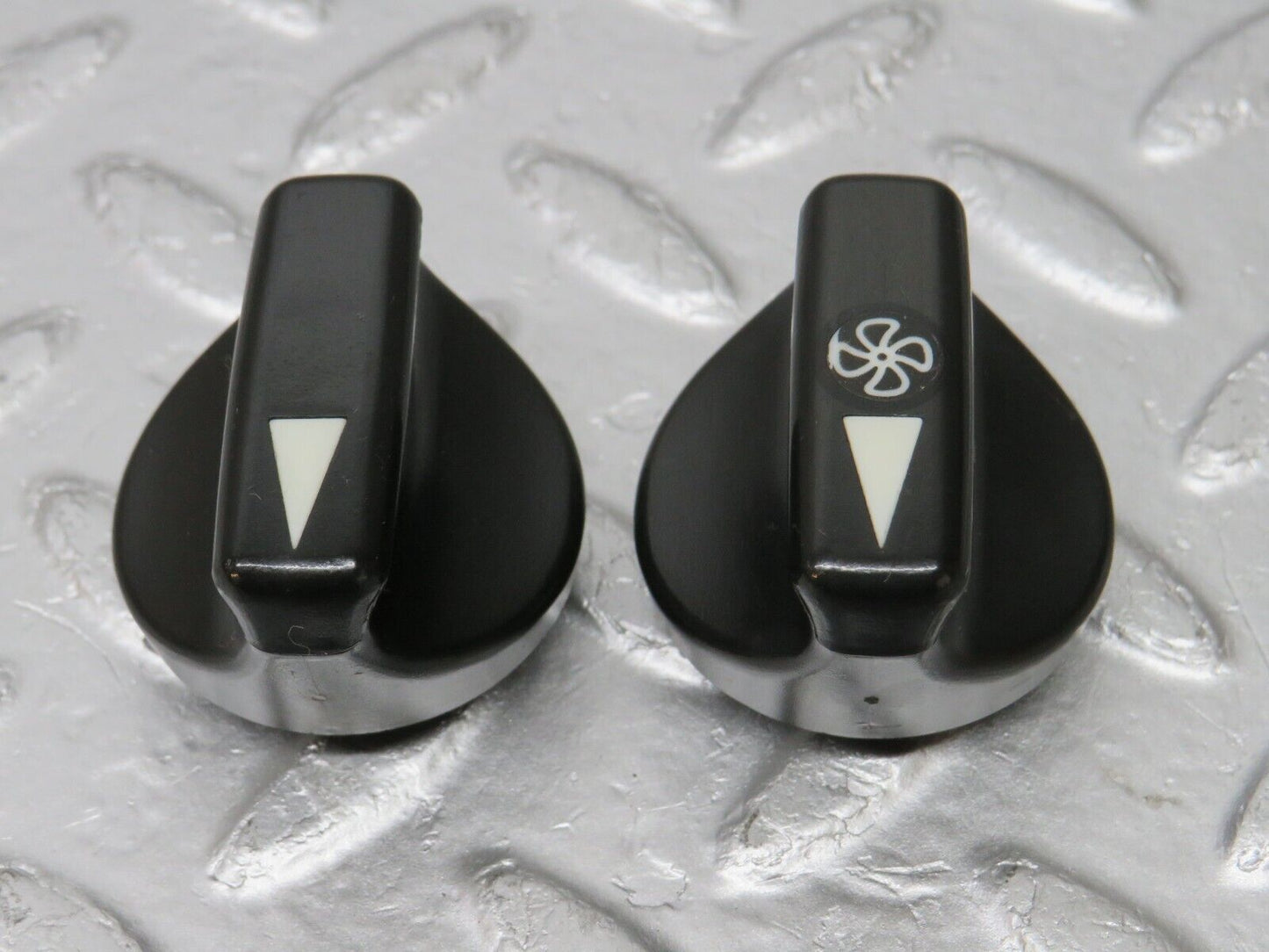 34350 Mercedes-Benz C126 380SEC Coupe Heater Control Knob