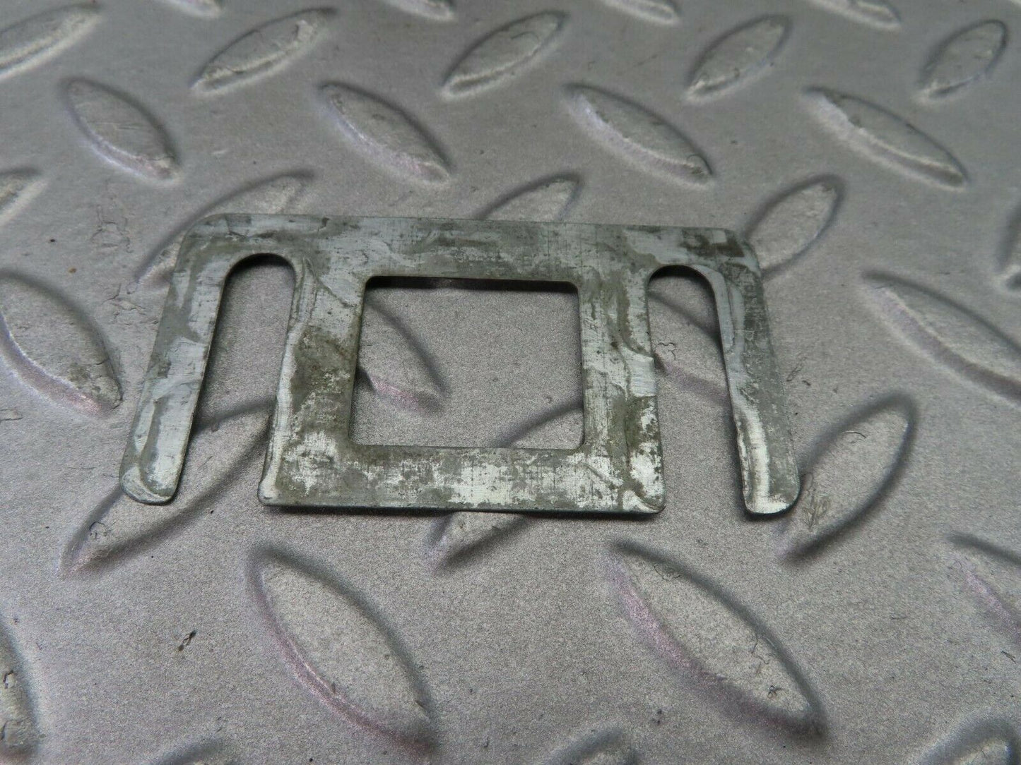 7709 Mercedes-Benz S123 230TE Wagon Door Lock Latch Left Side