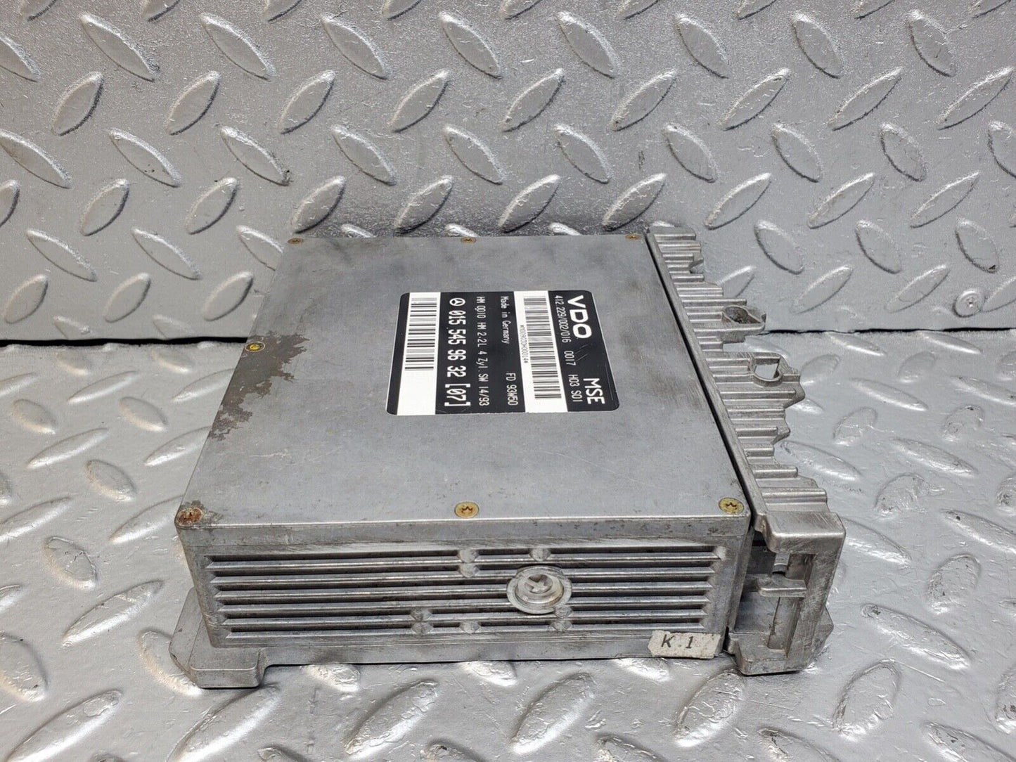 44626 Mercedes-Benz W124 220E Engine Control Unit VDO 0155459632