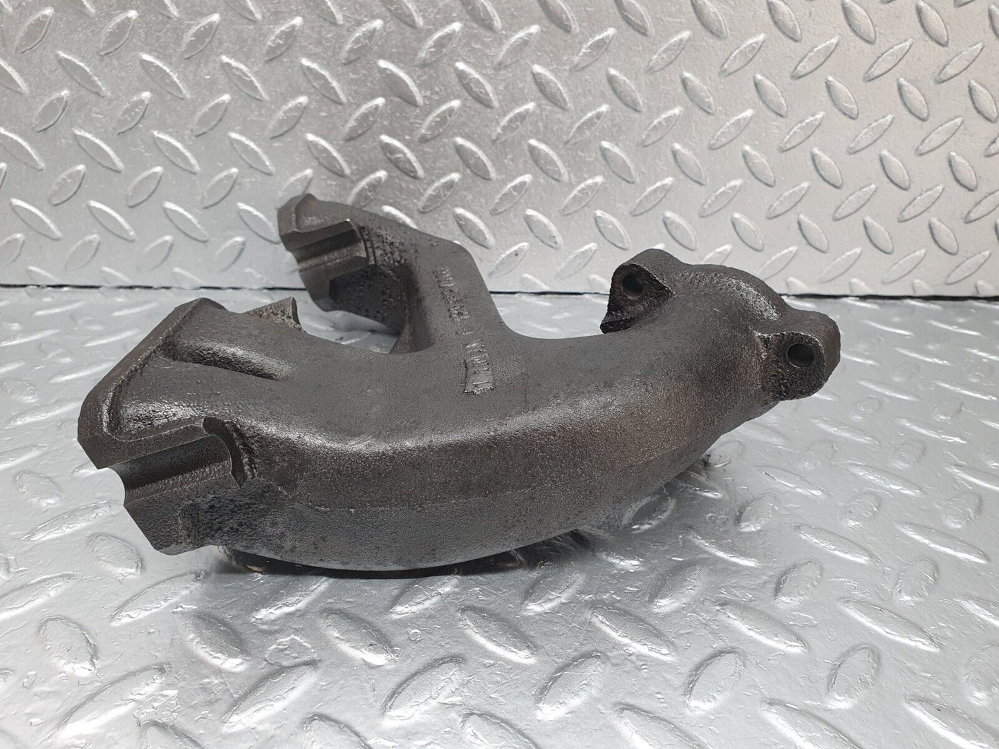 43318 Mercedes-Benz W108 280SE Exhaust Manifold Cylinder 1-3 1291420102