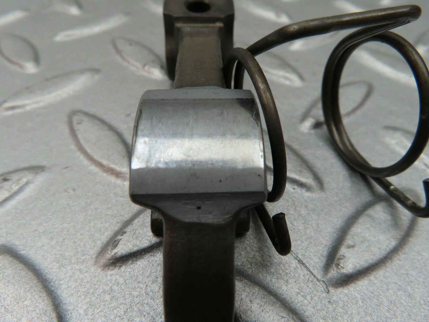 3530 Mercedes-Benz W108 280SE Valve Rocker Arm With Retaining Spring