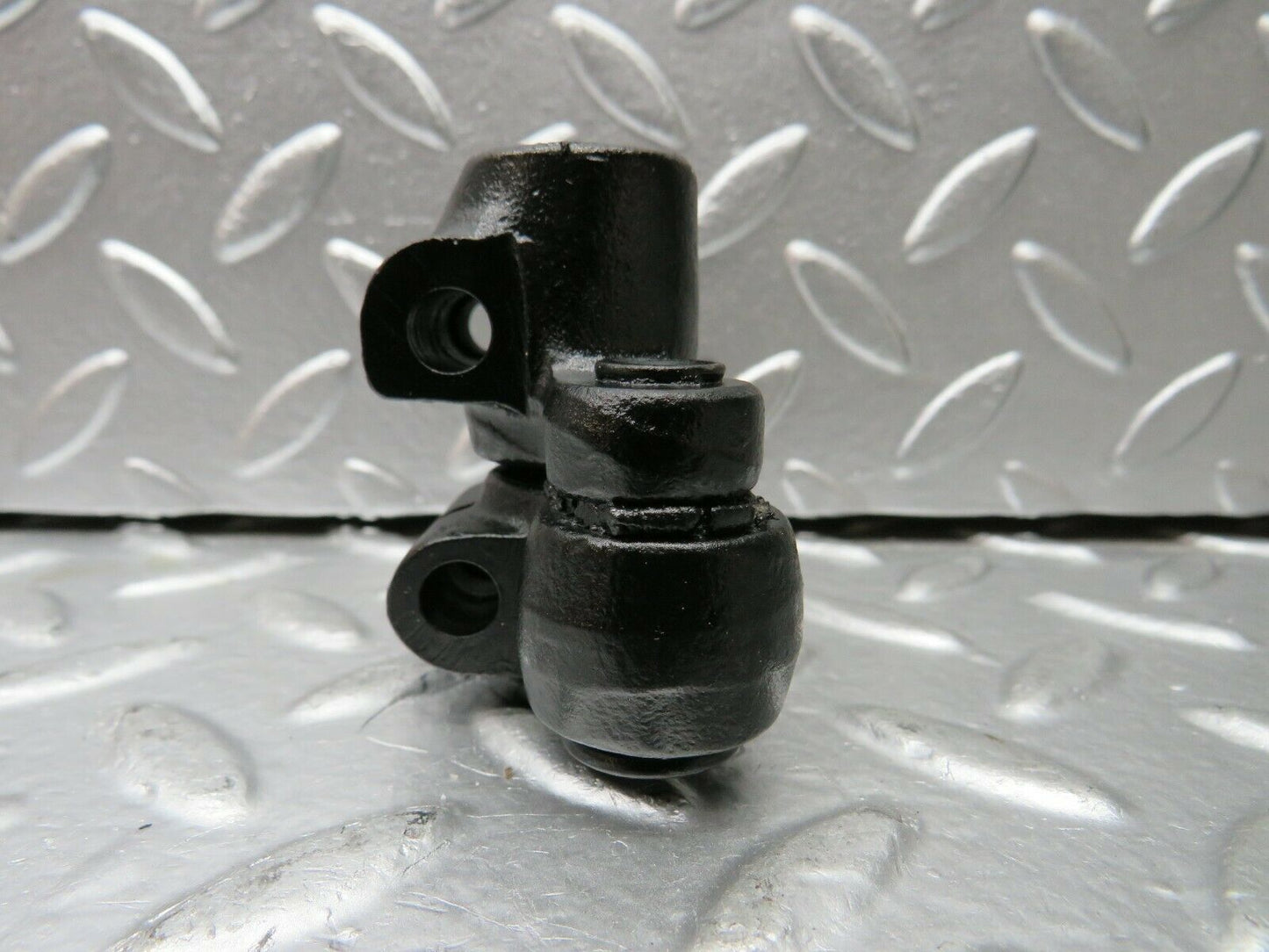 22914 Mercedes-Benz C107 450SLC Coupe Steering Column Lower Shaft Connector