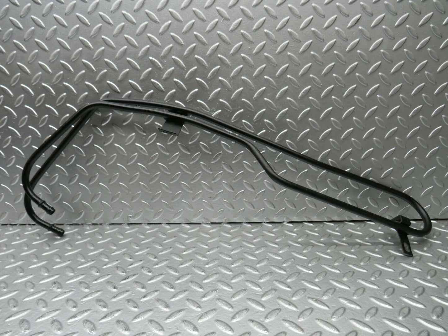 22862 Mercedes-Benz C107 450SLC Coupe Power Steering Oil Cooling Pipe