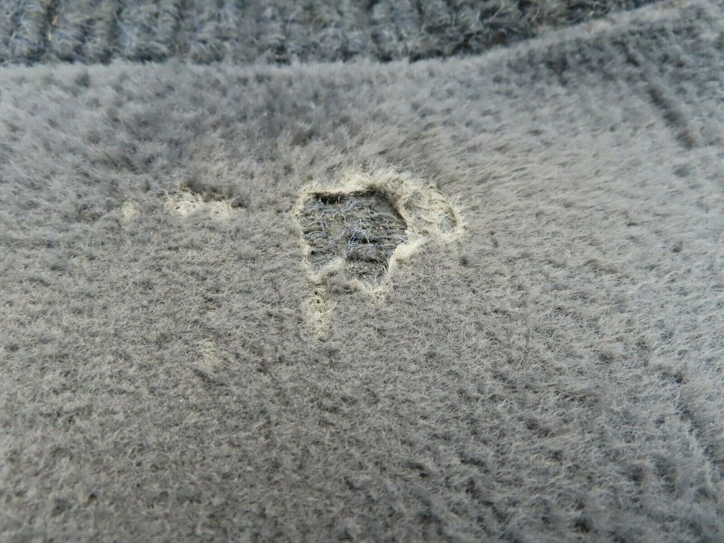 6653 Mercedes-Benz S124 E220 Wagon Front Right Driver Side Floor Carpet