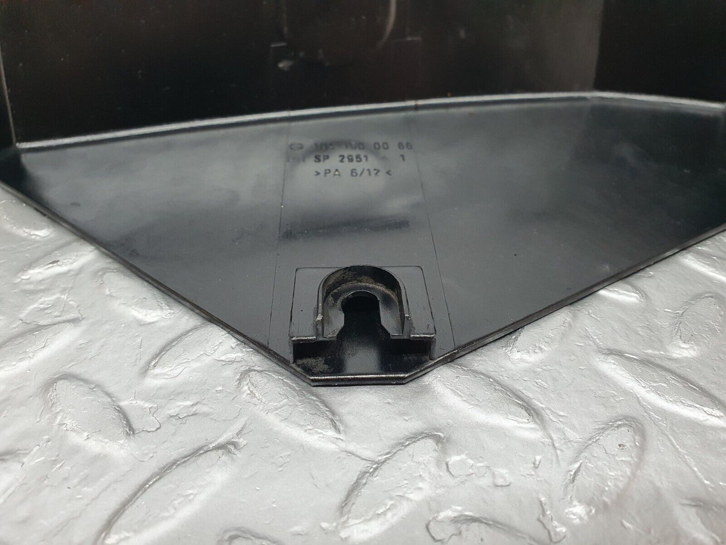 42352 Mercedes-Benz R129 320SL Coupe Engine Cover 1041500066