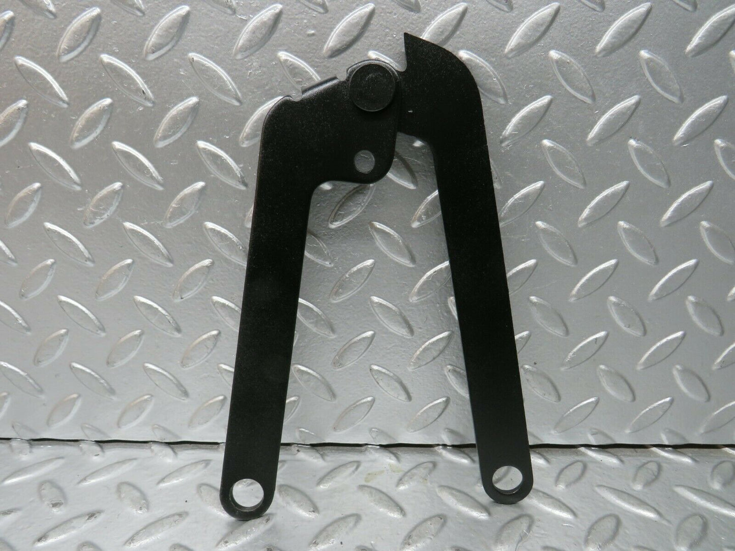 23375 Mercedes-Benz W116 350SE Bonnet Hinge Left Side