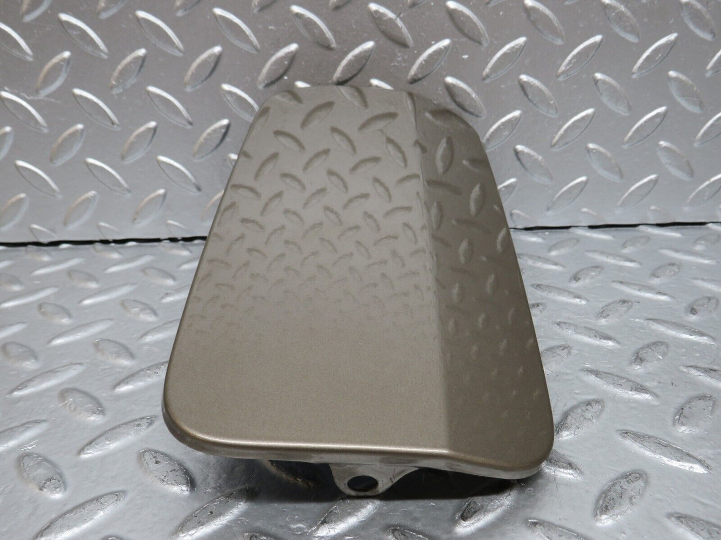 29366 Mercedes-Benz W124 230E Fuel Tank Flap Cap 1245844039