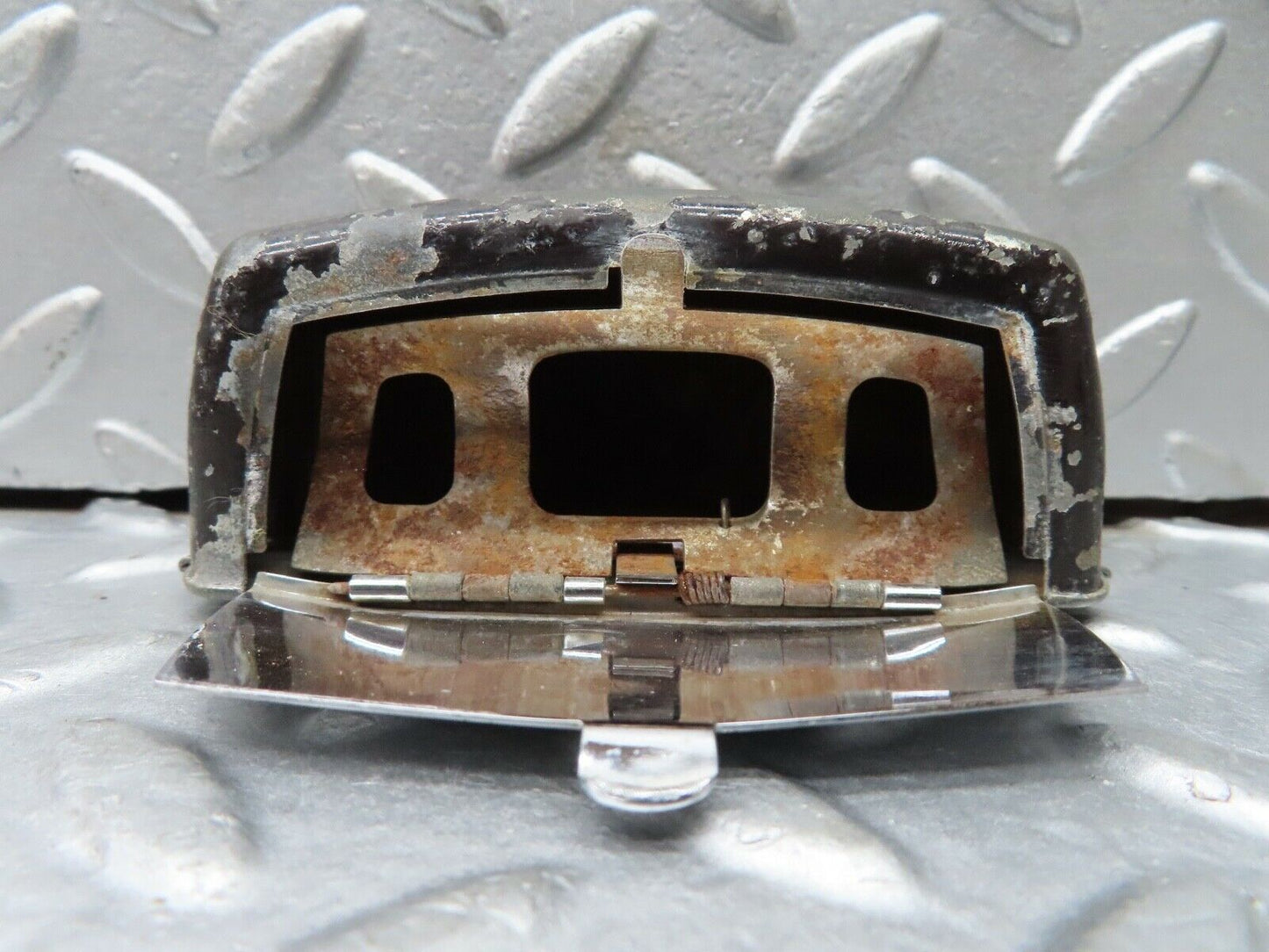18614 Mercedes-Benz W120 W121 Ponton Rear Door Ashtray