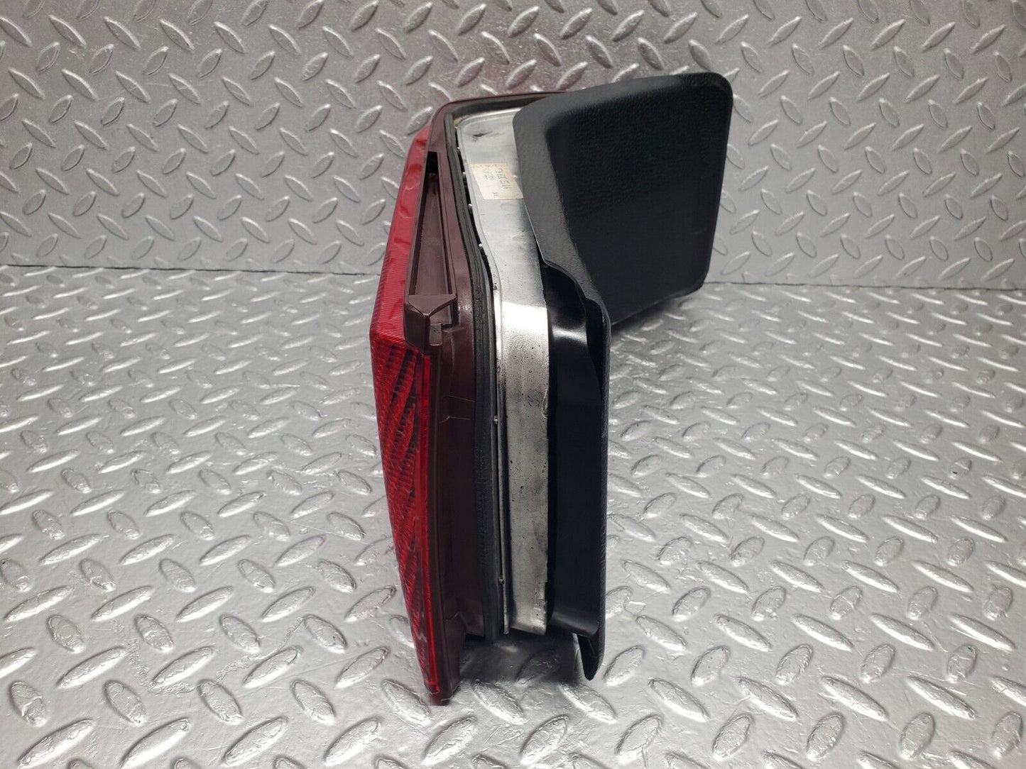 46858 Mercedes-Benz R129 320SL Coupe Tail Light Left Side 1298203564