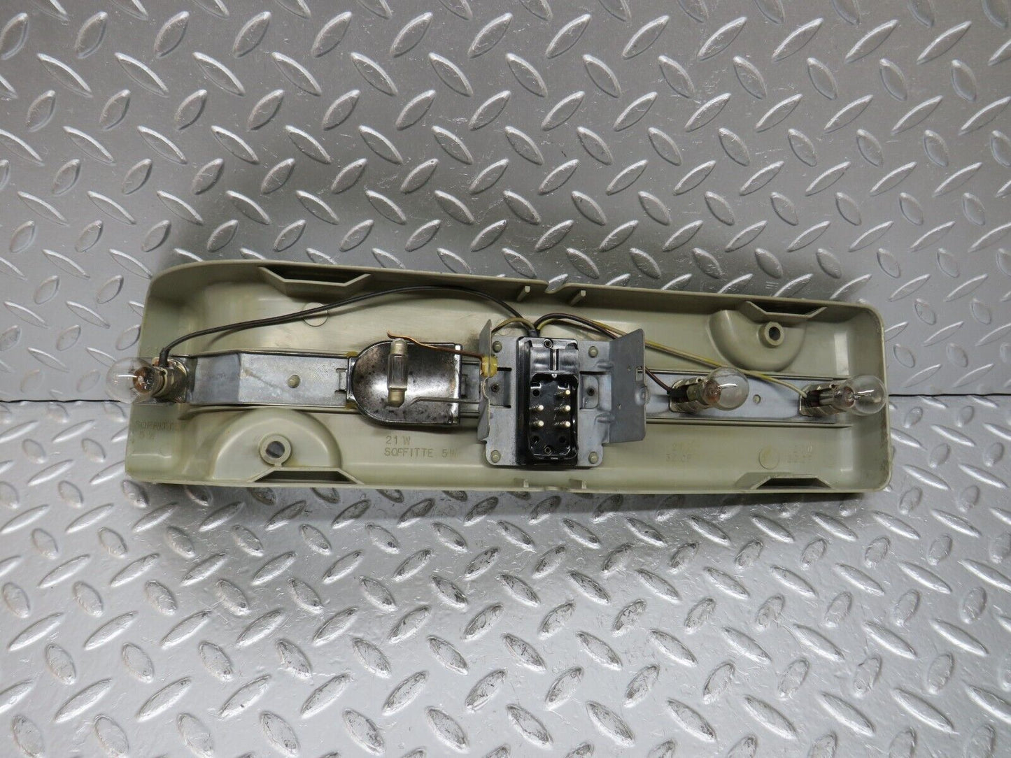 32688 Mercedes-Benz C107 350SLC Coupe Tail Light Bulb Holder Left Side