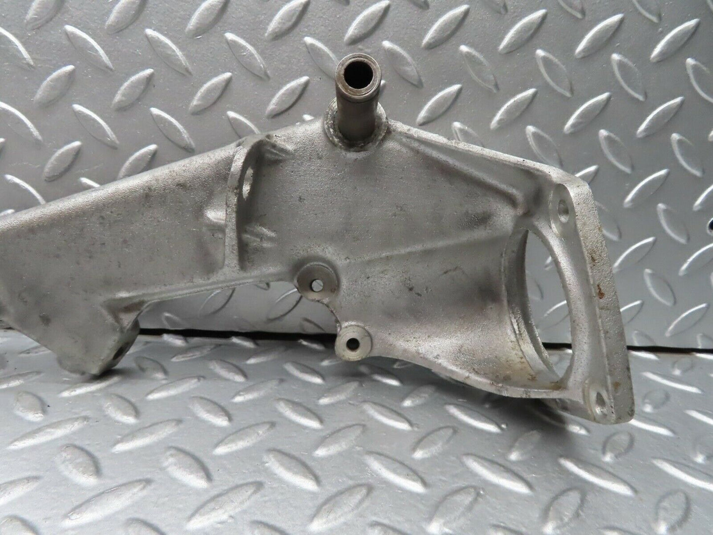 20600 Mercedes-Benz R107 450SL Brake Pedal Bracket 1072940901