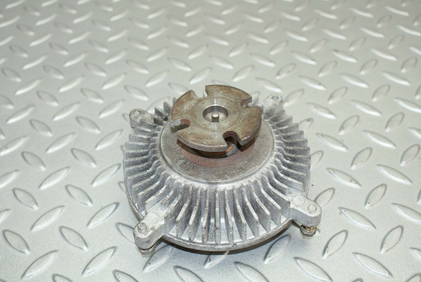 2549 Mercedes-Benz W116 350SE Engine Cooling Fan Clutch 11620001223