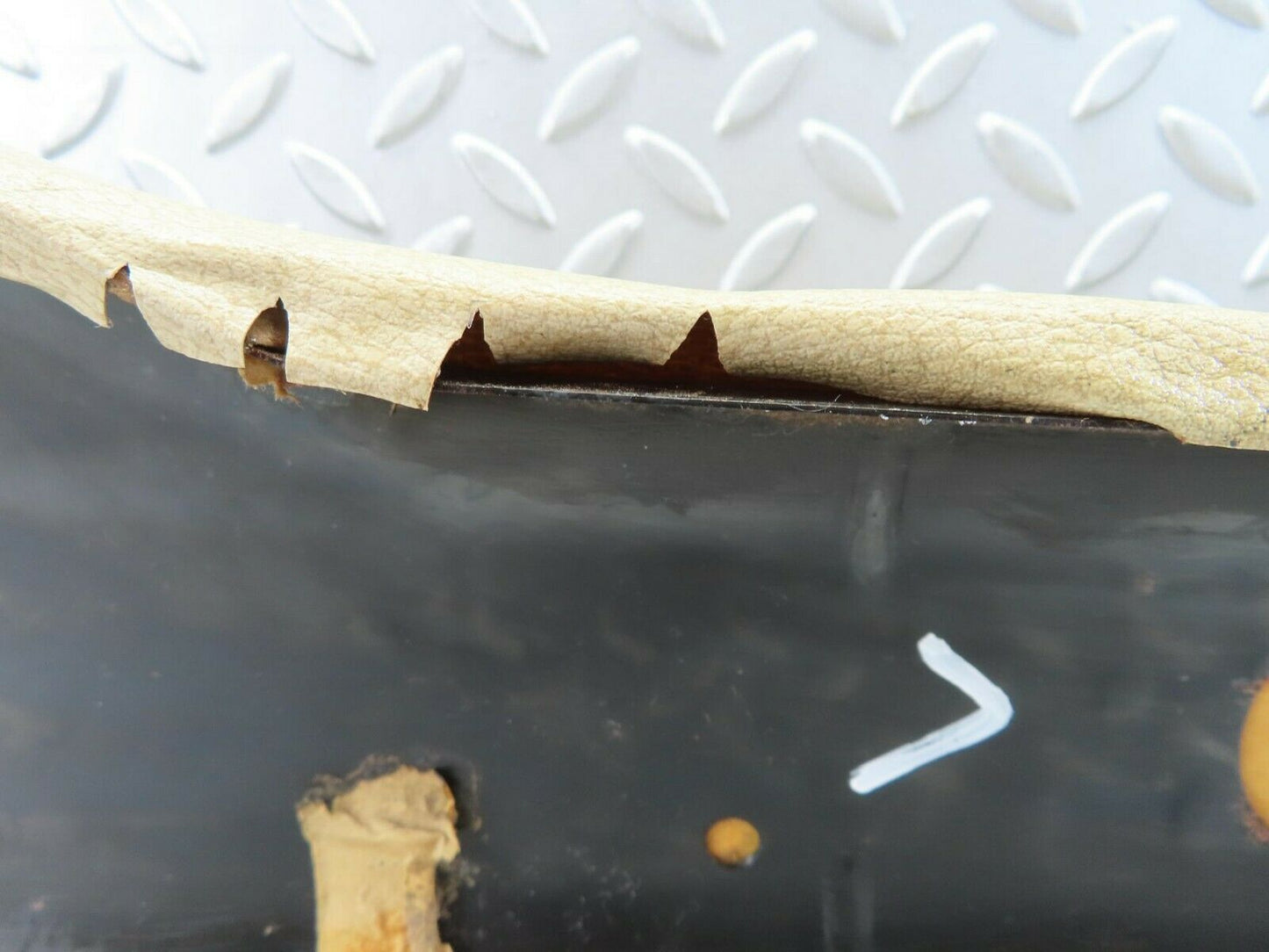 7383 Mercedes-Benz W116 450SE B Pillar Cover Left Side