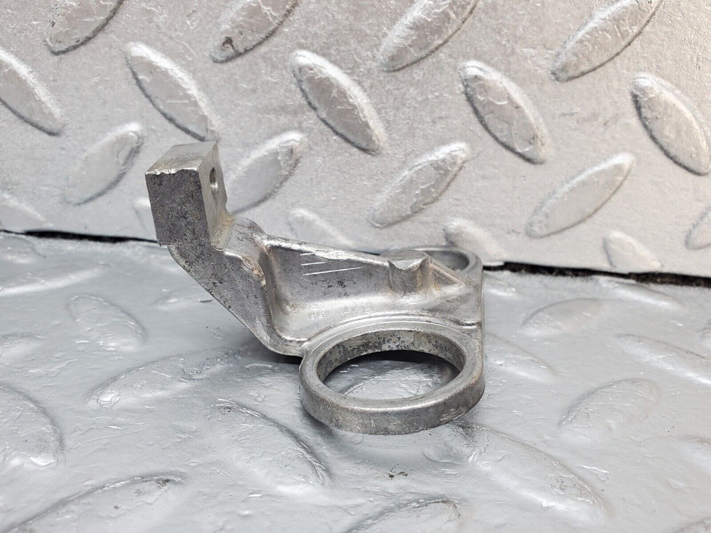 45352 Mercedes-Benz 280E M110.983 Crankshaft Sensor Holder Bracket 1101530440