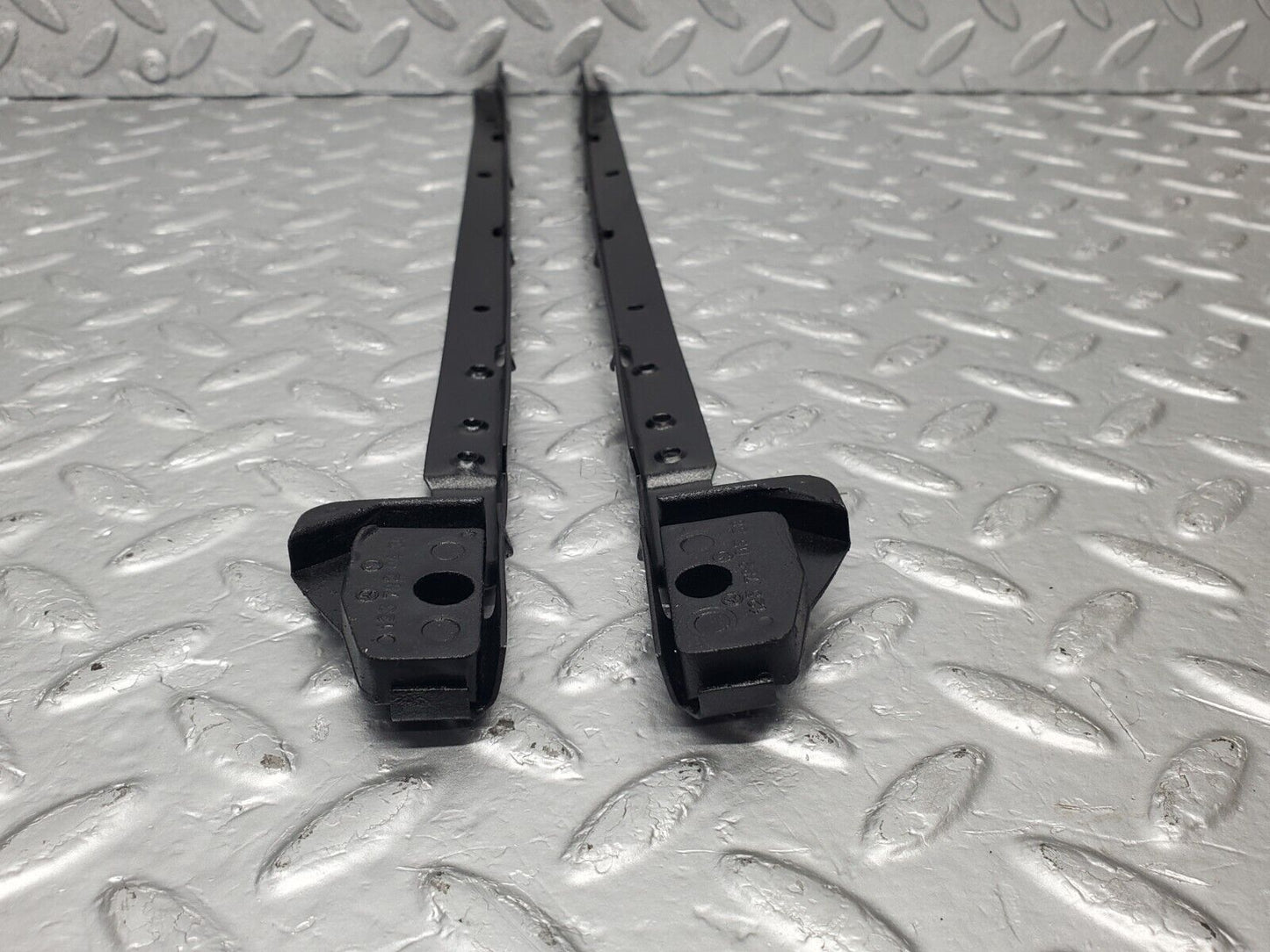 46639 Mercedes-Benz C123 280CE Coupe Sunroof Support Trim 1237820338 1237820438