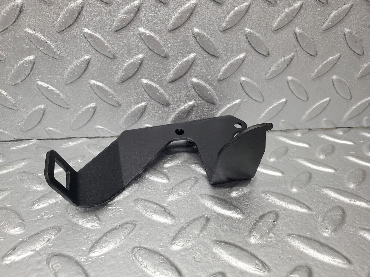 46980 Mercedes-Benz R129 320SL Coupe Accelerator Cable Bracket Holder
