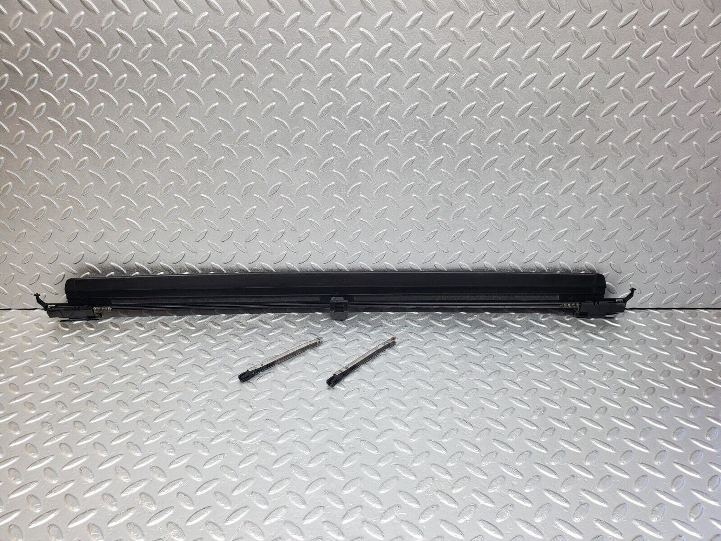 45981 Mercedes-Benz W126 420SE Power Sunroof Wind Deflector 1267800044