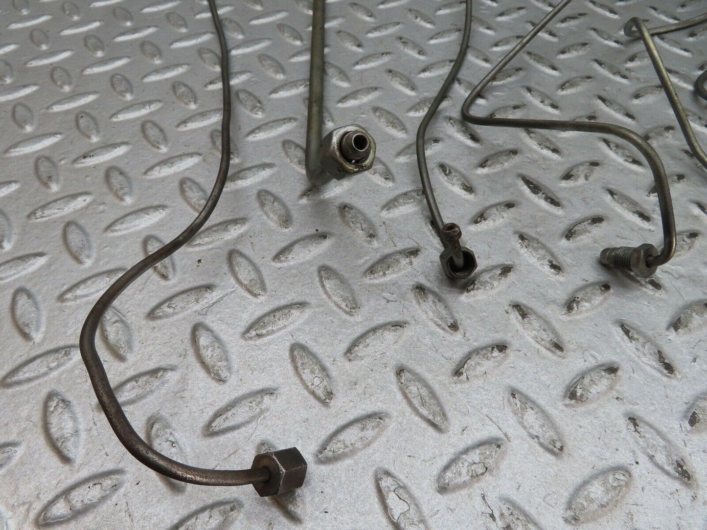 17748 Mercedes-Benz W116 450SEL Fuel Line Hose Set