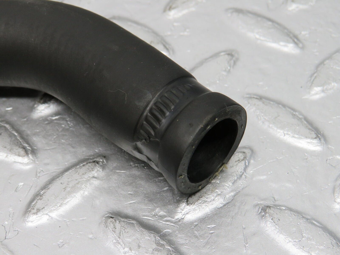 32550 Mercedes-Benz S124 300TE Wagon Water Cooling Hose 1248325894 1248326394