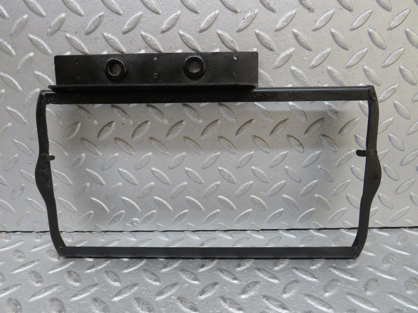 37364 Mercedes-Benz W109 300SEL Battery Tray