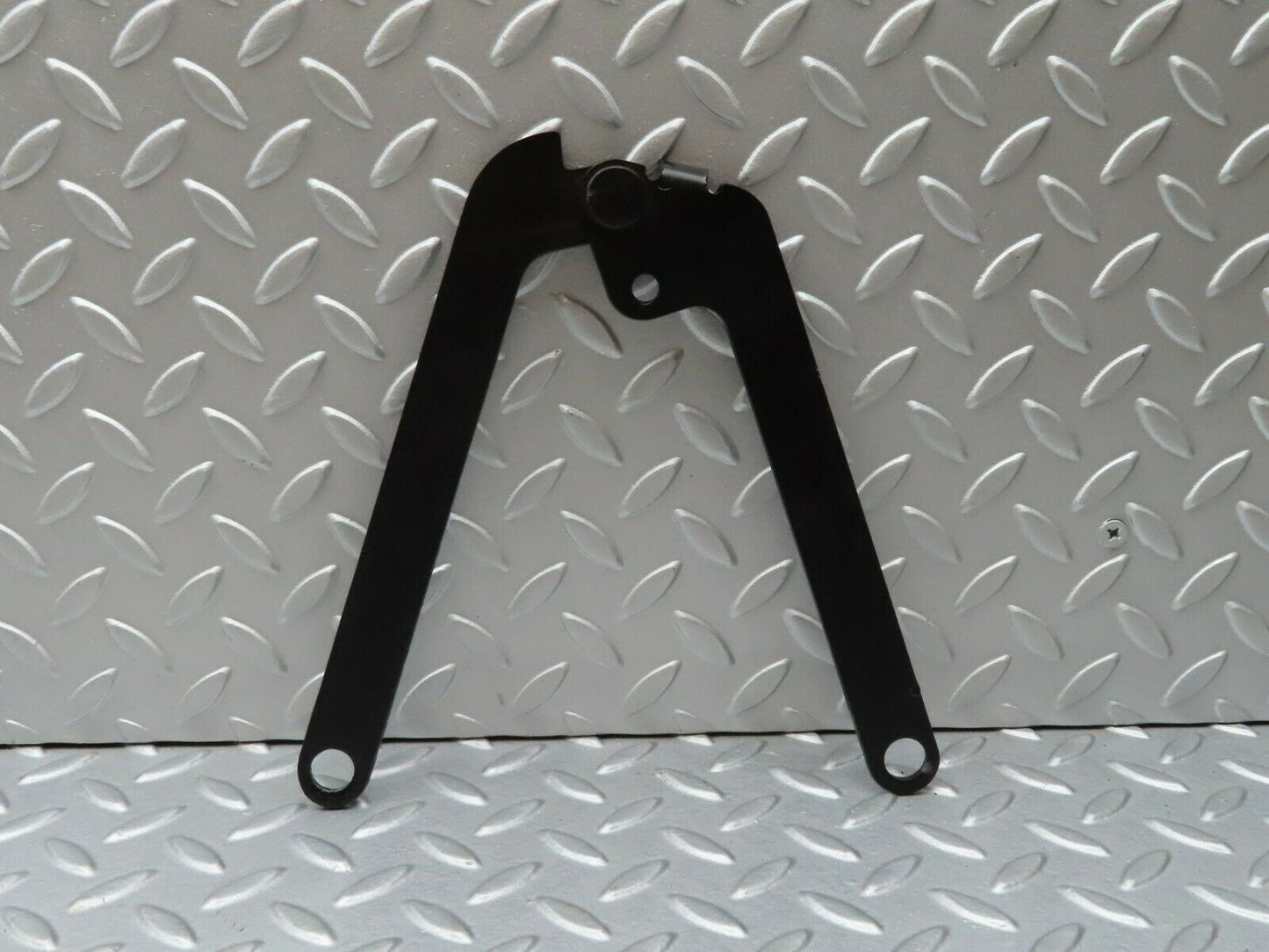 4711 Mercedes-Benz W114 280CE Coupe Right Bonnet Hinge