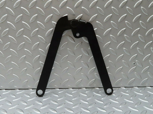 4711 Mercedes-Benz W114 280CE Coupe Right Bonnet Hinge