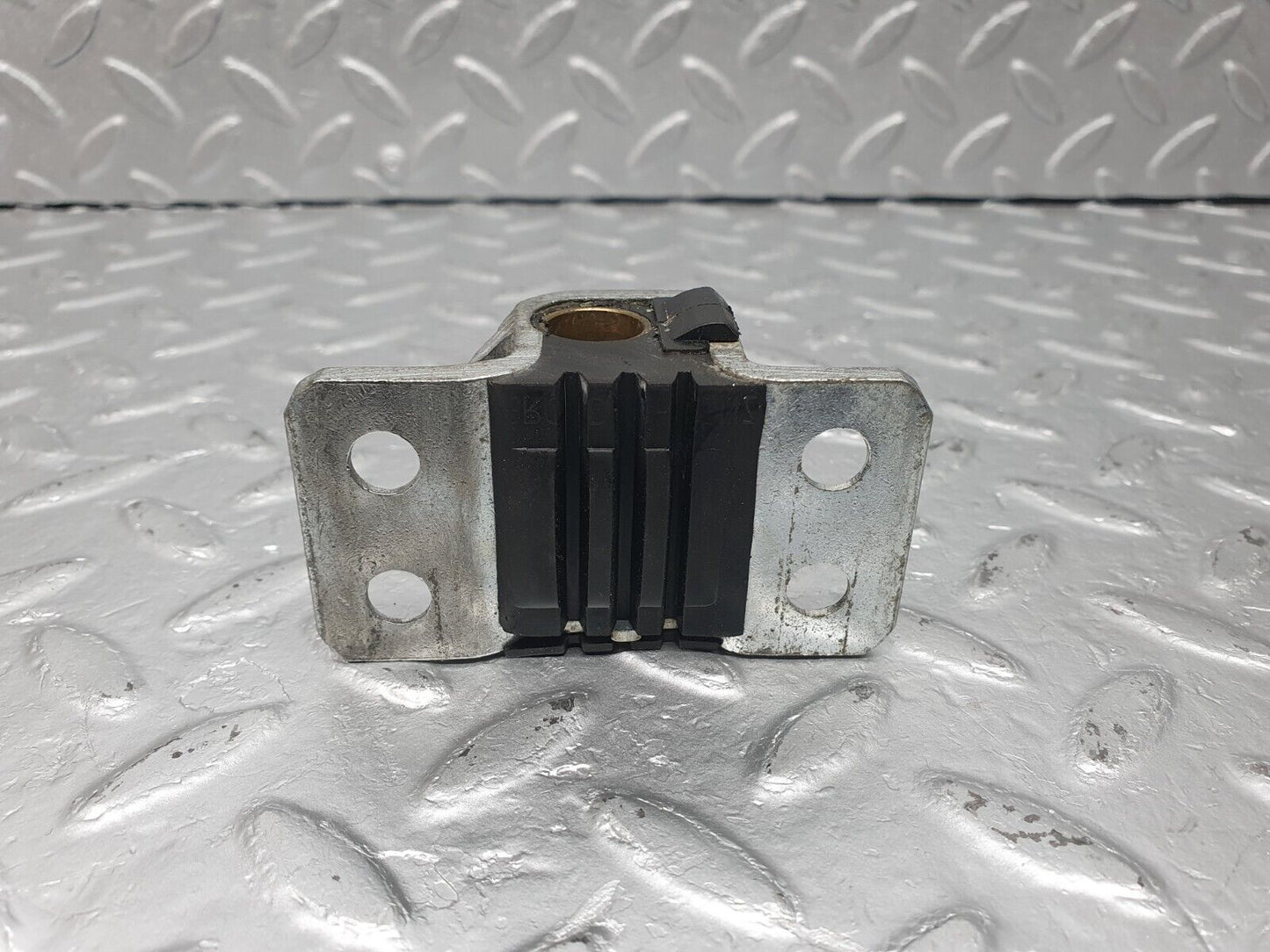 40913 Mercedes-Benz W126 300SE Door Lock Latch Right Side