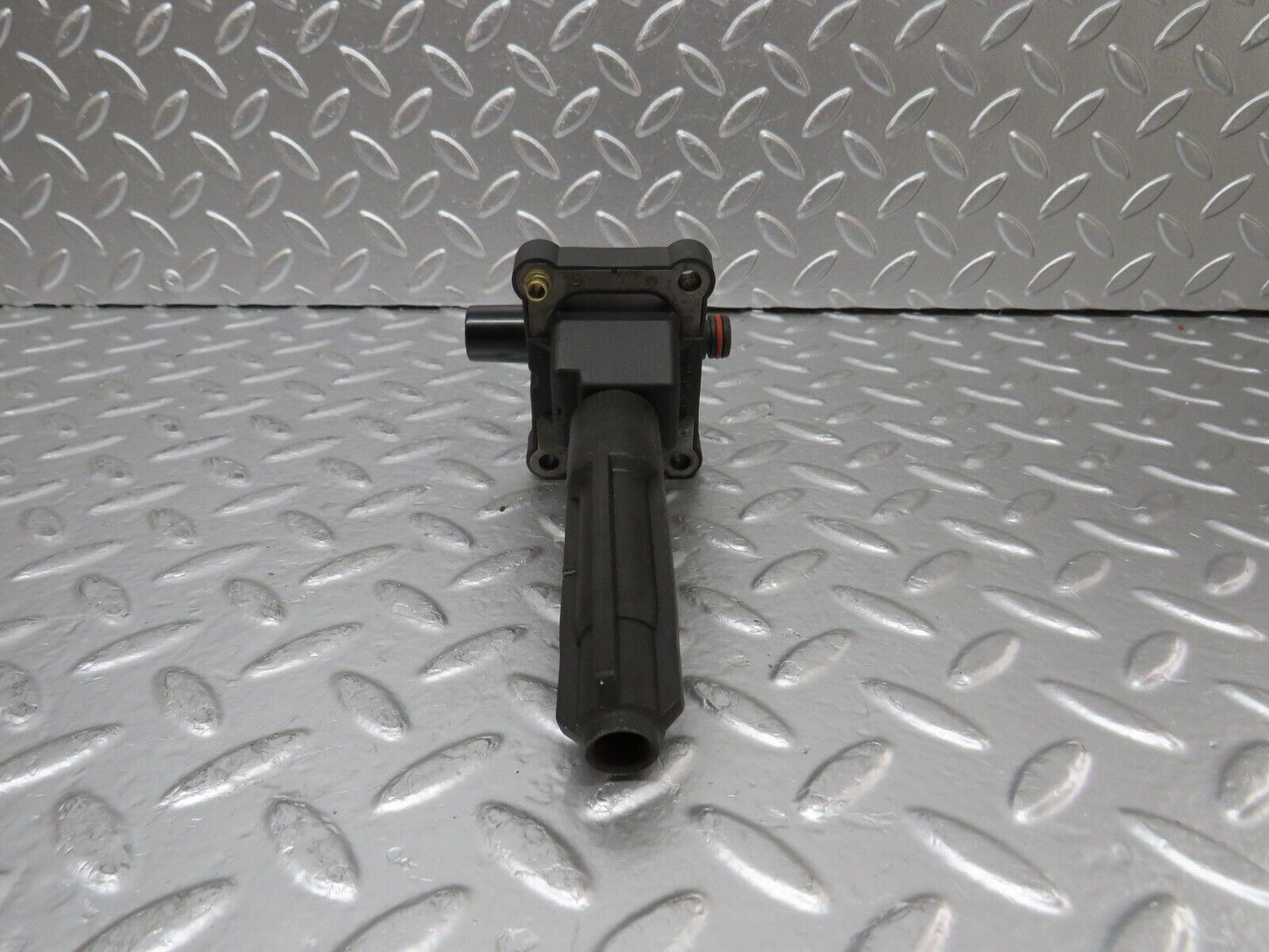 24942 Mercedes-Benz W140 S320 Ignition Coil Bosch 0001587503