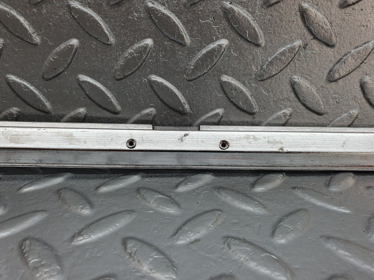 43047 Mercedes-Benz R107 Hardtop Roof Chrome Left Side