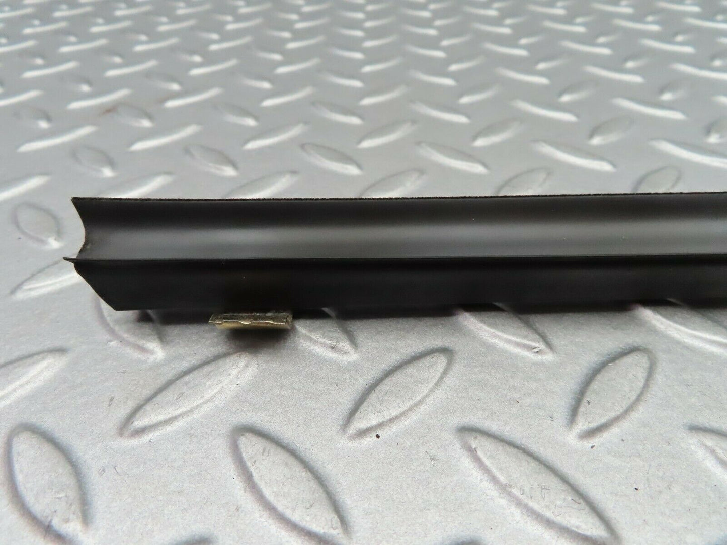 5273 Mercedes-Benz W124 230E Inner Window Weatherstrip Seal Rear Right