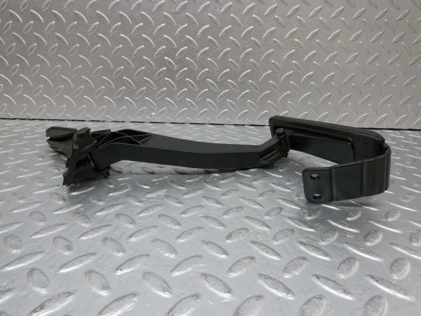 34811 Mercedes-Benz W210 320E Accelerator Pedal & Rubber 2103011820 2203010001