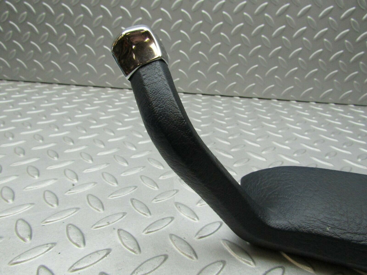 3305 Mercedes-Benz W108 280SE Interior Door Handle Blue Right