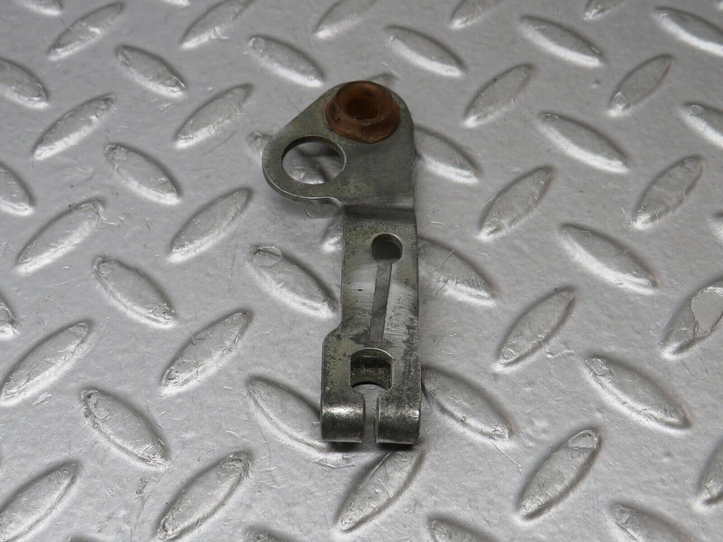 36337 Mercedes-Benz W126 420SE Automatic Gearbox Linkage Bracket
