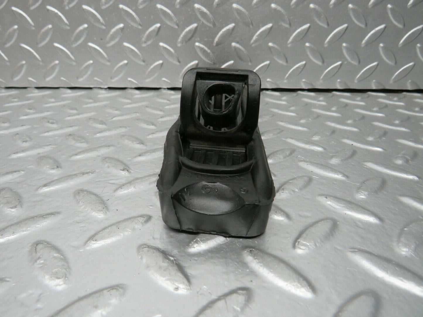 24280 Mercedes-Benz S124 220TE Wagon Accelerator Pedal With Rubber 1233010082